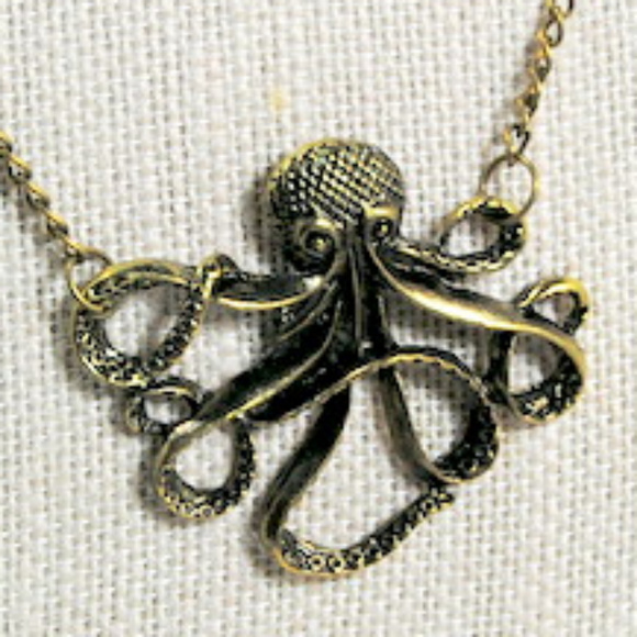 Kraken Octopus Creature of the Sea Necklace - Picture 1 of 4